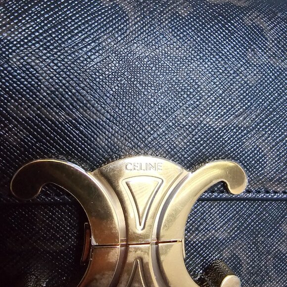 Celine Triomphe Claude Shoulder Handbag - Picture 4 of 9